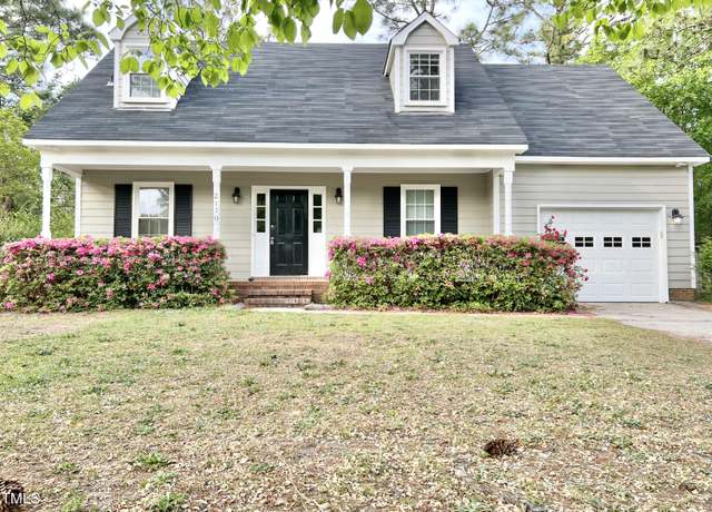 Property at 2110 Lakeridge Dr, Fayetteville, NC 28304, 3 beds, 2.5 baths