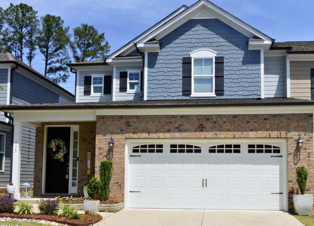 Property at 938 Haybeck Ln, Apex, NC 27523, 3 beds, 2.5 baths
