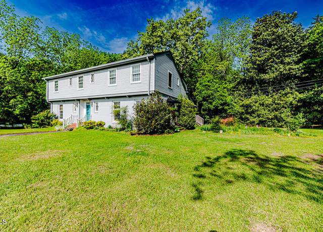 Property at 1706 Carthage St, Sanford, NC 27330, 3 beds, 3 baths