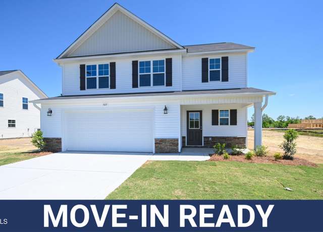 Property at 1525 Percheron Path, Fayetteville, NC 28312, 4 beds, 2.5 baths