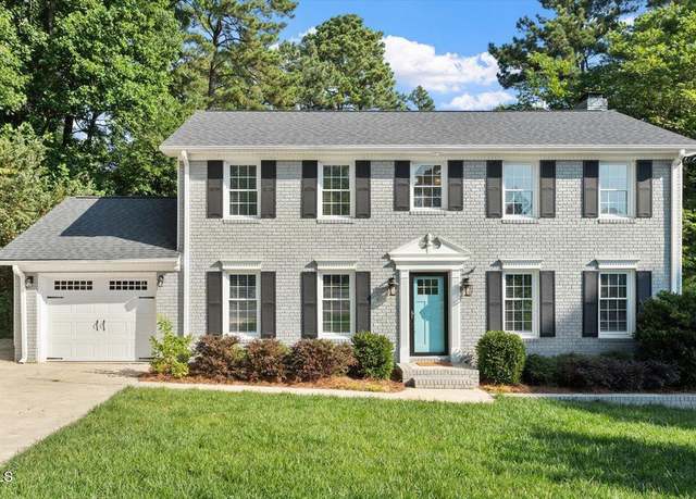 Property at 5509 Cliffwood Ct, Raleigh, NC 27609, 4 beds, 3.5 baths