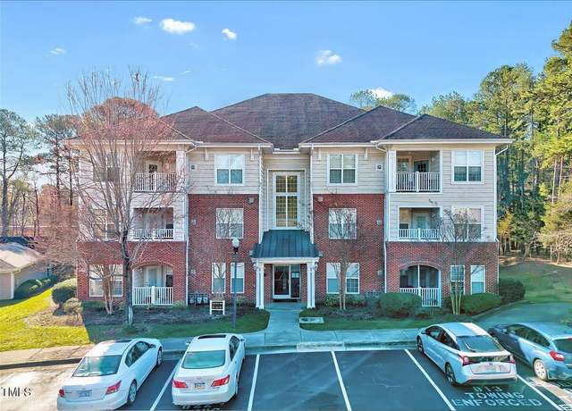 Property at 833 Providence Glen Dr, Chapel Hill, NC 27514, 3 beds, 2 baths