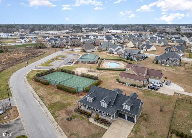 Property at 1611 Bluffside Dr #205, Fayetteville, NC 28312, 3 beds, 2 baths