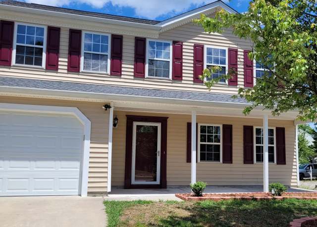 Property at 2121 Lime St, Durham, NC 27704, 4 beds, 2.5 baths