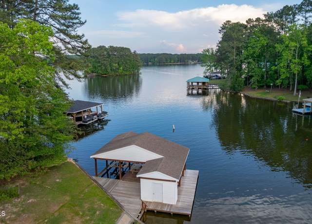 Property at 423 Flat Rock Rd, Henrico, NC 27842, 5 beds, 3.5 baths