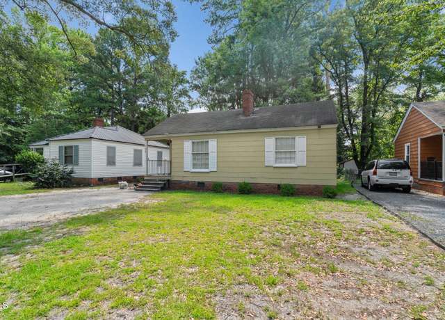 Property at 720 Spruce St, Laurinburg, NC 28352, 2 beds, 1 bath