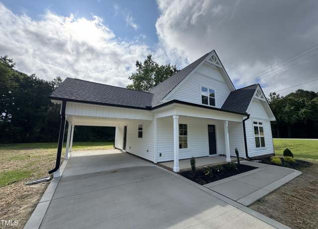 Property at 333 S Main St, Four Oaks, NC 27524, 3 beds, 2 baths