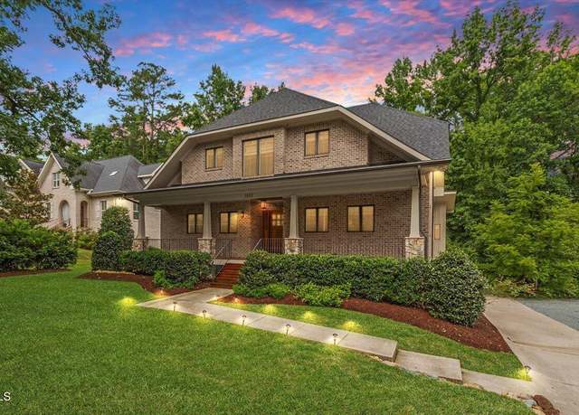 Property at 1103 Roosevelt Dr, Chapel Hill, NC 27514, 4 beds, 4.5 baths