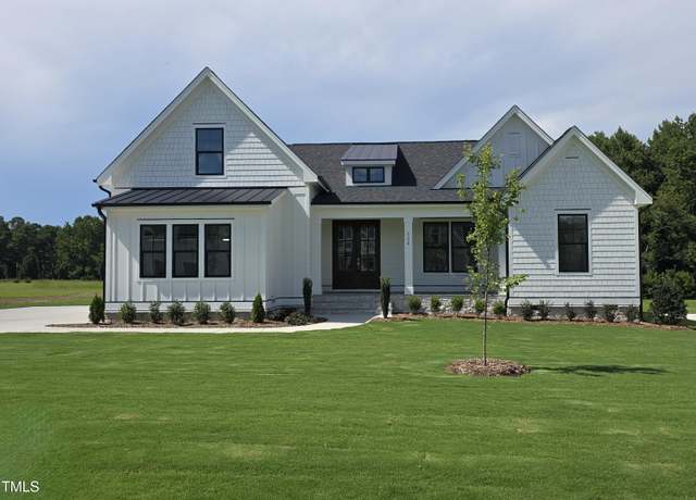 Property at 115 Summerlin Dr, Clayton, NC 27527, 3 beds, 3 baths