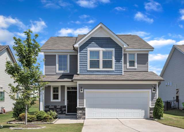 Property at 520 Oak Holly Ln, Zebulon, NC 27597, 3 beds, 2.5 baths