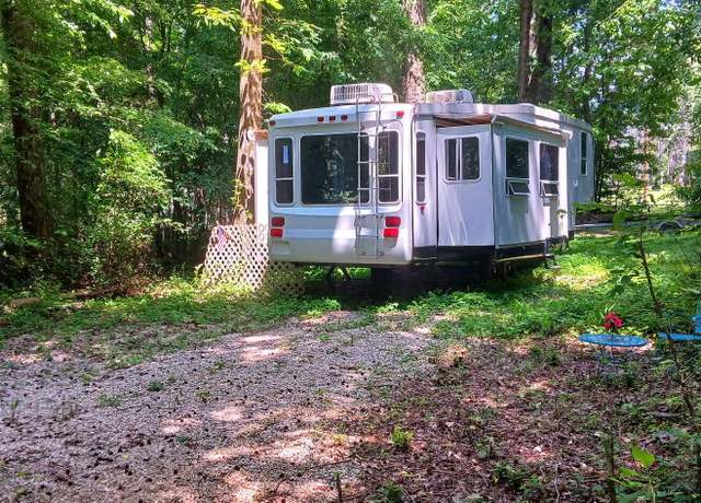 Property at 106 Natchez Dr, Louisburg, NC 27549