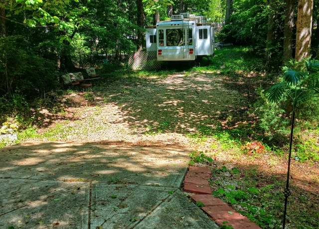 Property at 106 Natchez Dr, Louisburg, NC 27549