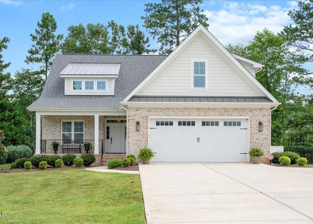 Property at 404 Eagle Ct, Henderson, NC 27536, 4 beds, 4 baths