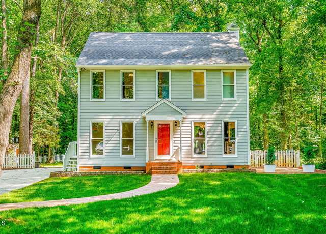 Property at 114 Bonaparte Dr, Hillsborough, NC 27278, 3 beds, 2.5 baths
