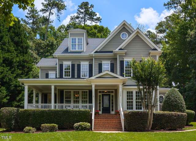 Property at 709 Skymont Dr, Holly Springs, NC 27540, 5 beds, 5 baths