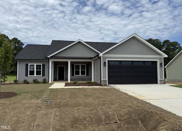 Property at 107 Tee Dr, Selma, NC 27576, 3 beds, 2 baths