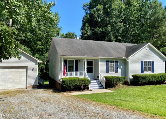 Property at 117 Primrose Ln, Clayton, NC 27520, 3 beds, 3 baths