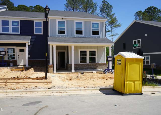 Property at 3711 Rosebush Dr, Zebulon, NC 27597, 3 beds, 2.5 baths