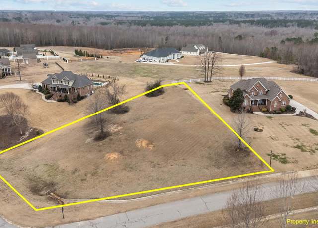 Property at 724 Cambridge Dr, Rocky Mount, NC 27804