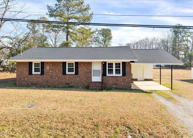 Property at 307 S Main St, Four Oaks, NC 27524, 3 beds, 2 baths