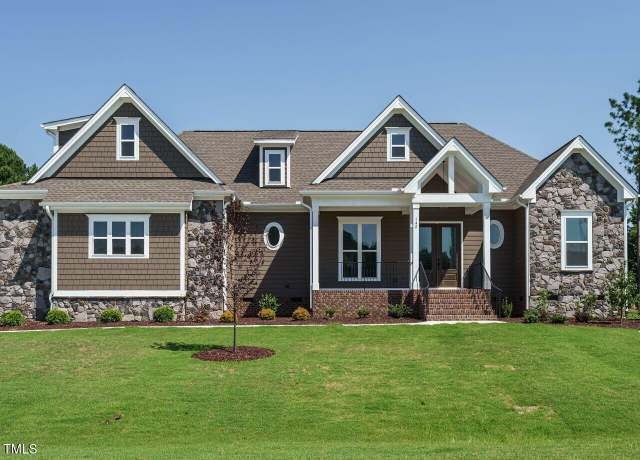Property at 142 Batten Hill Ln, Selma, NC 27576, 4 beds, 3.5 baths