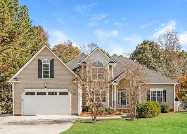 Property at 215 Oak Island Ct, Garner, NC 27529, 3 beds, 2.5 baths