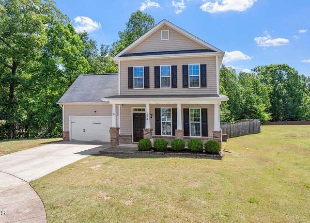 Property at 274 Tuscarora Ln, Clayton, NC 27520, 3 beds, 2.5 baths