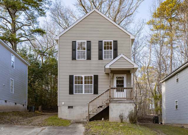 Property at 412 N Cooper St, Clayton, NC 27520, 3 beds, 2.5 baths
