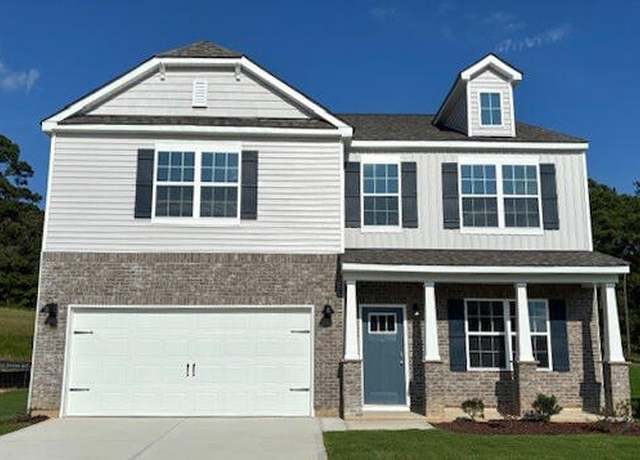 Property at 1061 Misty Creek Dr, Aberdeen, NC 28315, 4 beds, 2.5 baths