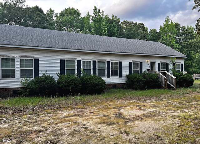 Property at 1807 Horseshoe Bend Rd, Erwin, NC 28339, 4 beds, 2 baths