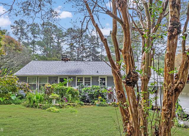 Property at 725 Colonial Dr, Raleigh, NC 27603, 3 beds, 2 baths
