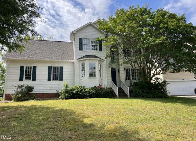 Property at 2208 Fieldmont Ct, Raleigh, NC 27614, 3 beds, 2.5 baths