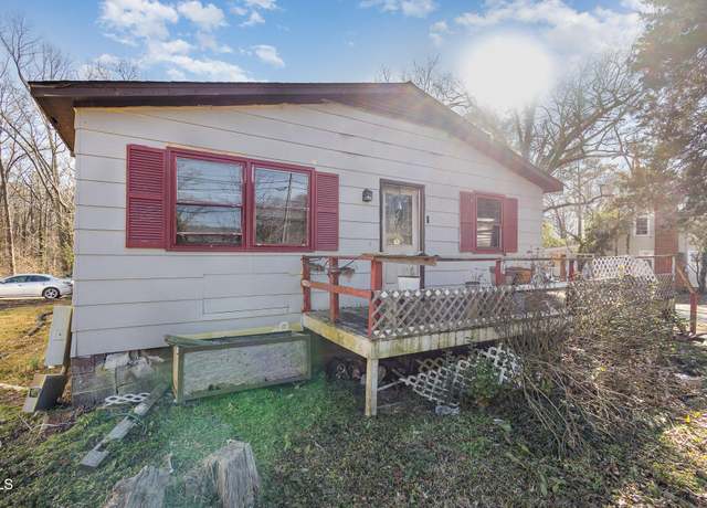 Property at 602 E Club Blvd, Durham, NC 27704, 3 beds, 1 bath