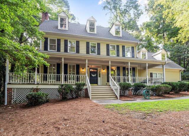 Property at 3025 Bentwillow Dr, Fuquay Varina, NC 27526, 3 beds, 2.5 baths