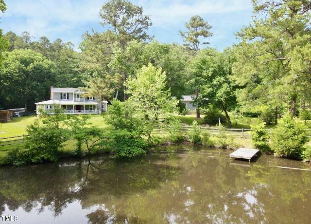 Property at 183 Birnamwood Dr, Chapel Hill, NC 27516, 3 beds, 3 baths