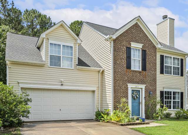 Property at 601 Texanna Way, Holly Springs, NC 27540, 4 beds, 2.5 baths