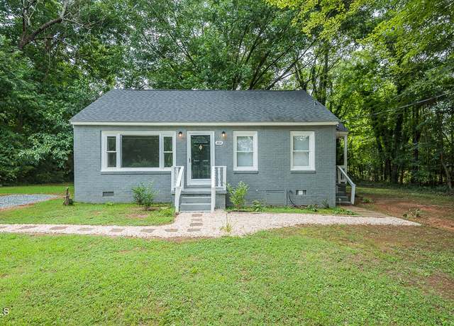 Property at 303 Cleveland St, Mebane, NC 27302, 2 beds, 1 bath