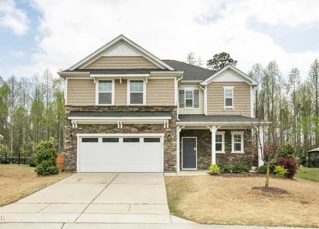 Property at 127 S Harrison Place Ln, Fuquay Varina, NC 27526, 3 beds, 2.5 baths