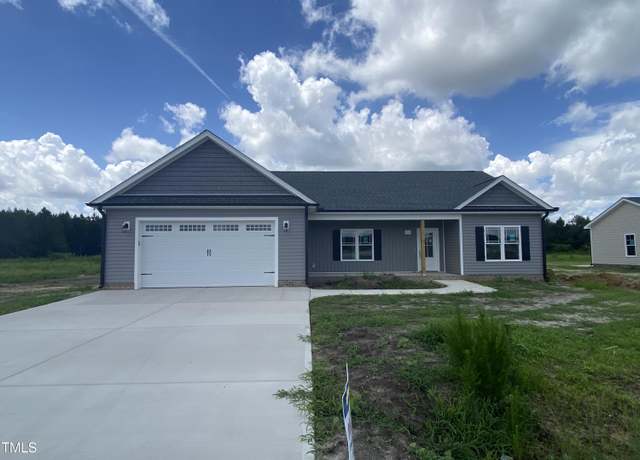 Property at 202 Rae Dr, Pikeville, NC 27863, 3 beds, 2 baths