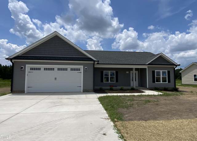 Property at 202 Rae Dr, Pikeville, NC 27863, 3 beds, 2 baths
