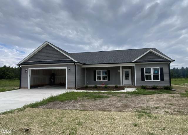 Property at 202 Rae Dr, Pikeville, NC 27863, 3 beds, 2 baths