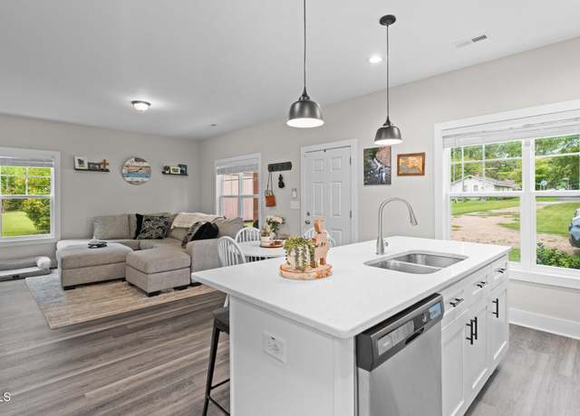 Property at 501 E Granville St, Dunn, NC 28334, 3 beds, 2 baths