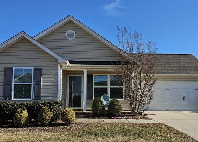 Property at 670 Meadowtop Cir, Burlington, NC 27217, 3 beds, 2 baths