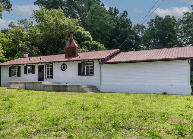 Property at 519 W Raleigh St, Siler City, NC 27344, 3 beds, 2 baths