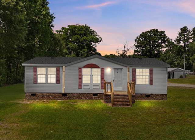 Property at 4870 Dogwood Dr, Battleboro, NC 27809, 3 beds, 2 baths