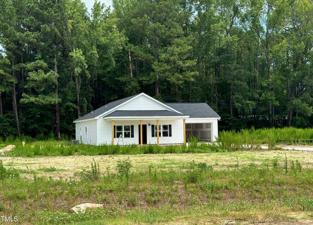 Property at 107 Lynn Ln, Selma, NC 27576, 3 beds, 2 baths
