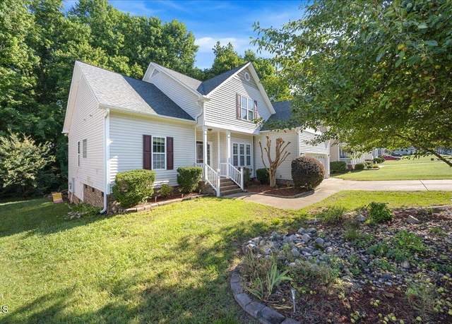 Property at 82 Finley Ct, Clayton, NC 27520, 4 beds, 3 baths