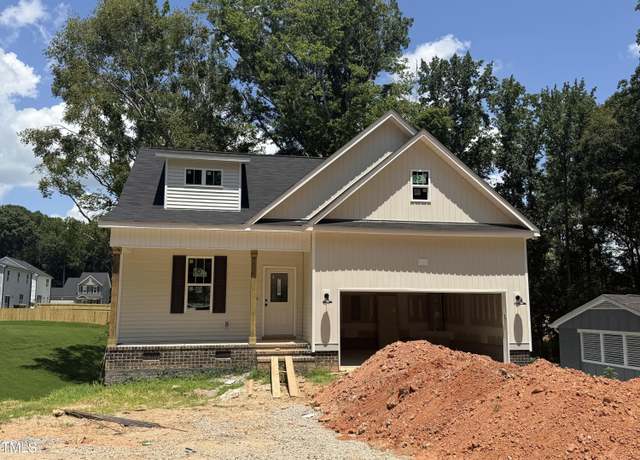 Property at 218 Oakdale Ave, Clayton, NC 27520, 4 beds, 2.5 baths