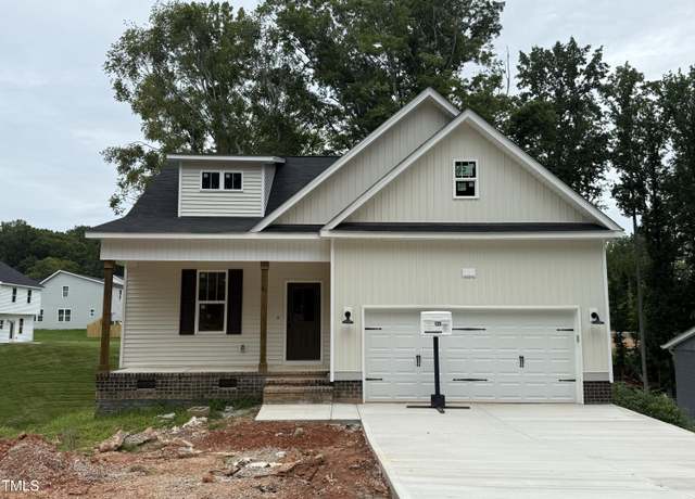 Property at 218 Oakdale Ave, Clayton, NC 27520, 4 beds, 2.5 baths