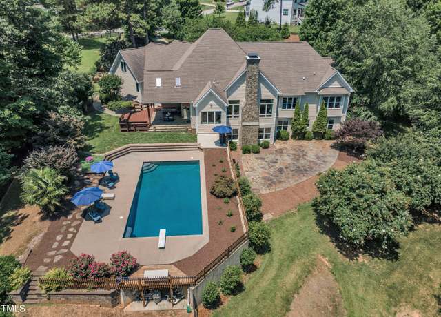 Property at 1004 Tobiano Ln, Raleigh, NC 27614, 4 beds, 5 baths
